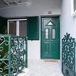בית נופש Ilos House *