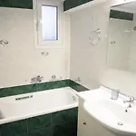Ilos House בית נופש נאפפליו